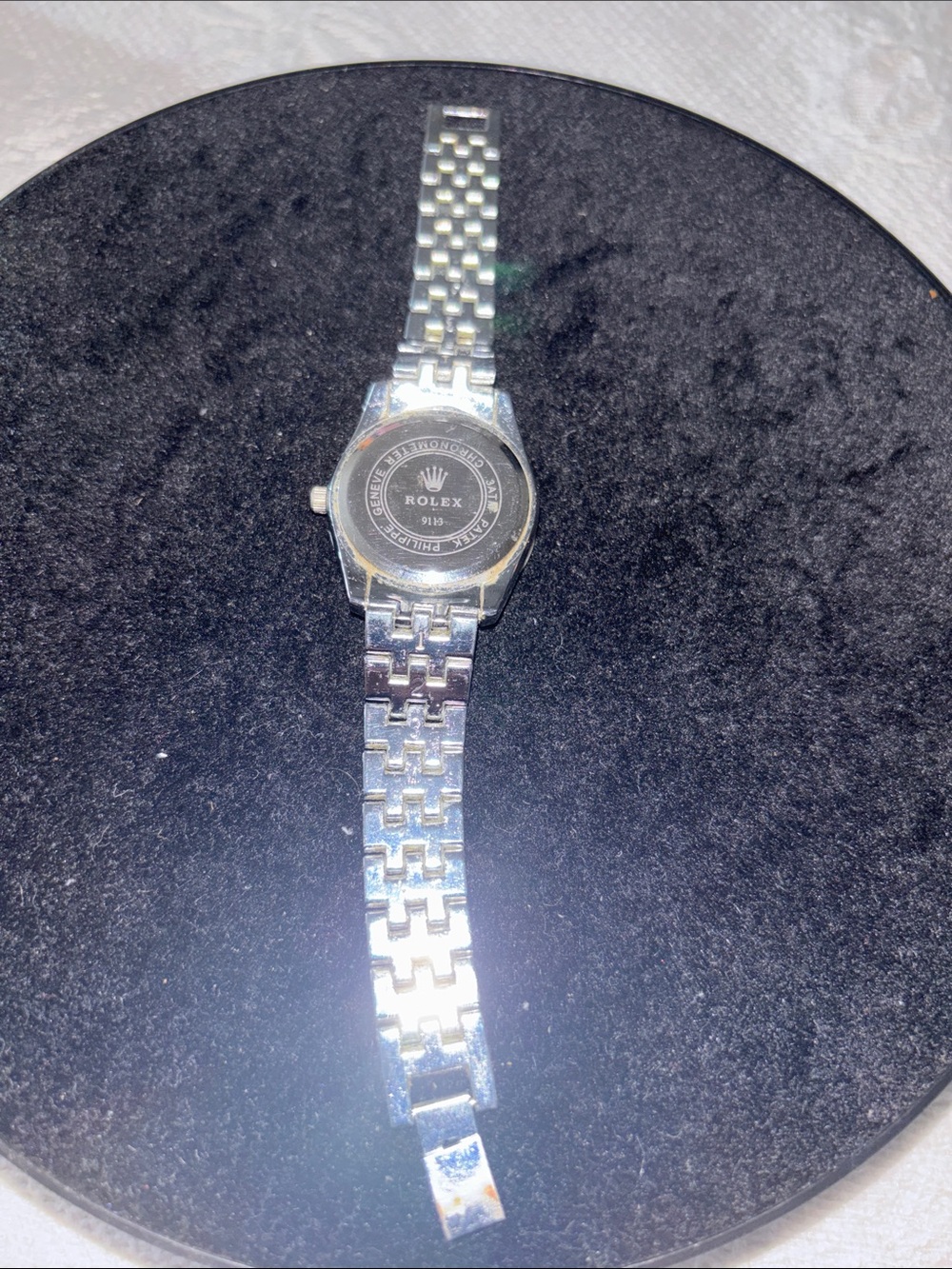 Designer Inspired Classic Women's Bracelet Watch - Picture 6 of 6